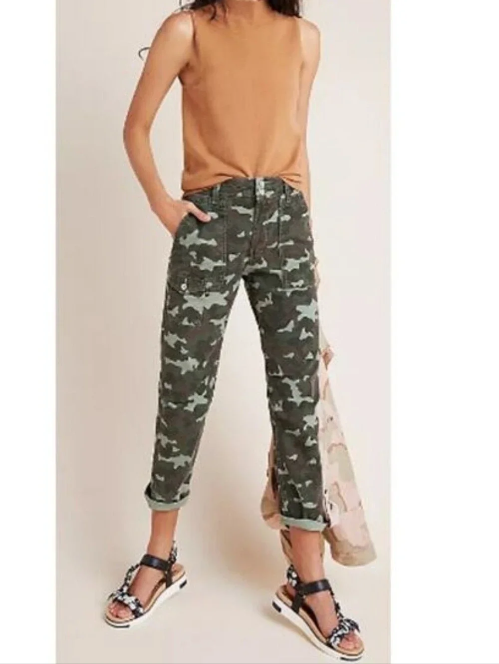 By Anthropologie The Wanderer Camo Print Size 27 Linen Blend